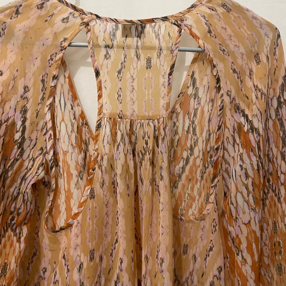 UO High-Low Open Back Top - Picture 6 of 6
